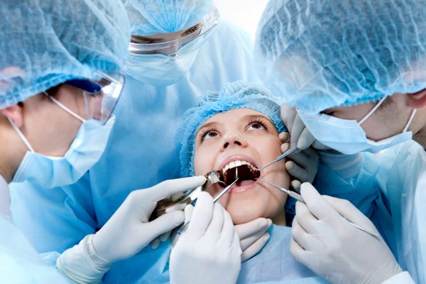 Wisdom teeth removal surgery