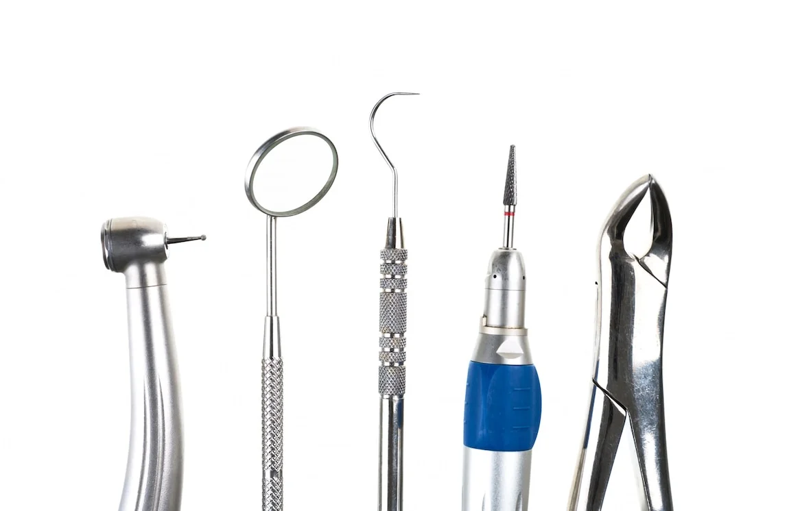 Professional wisdom teeth removal tools at Dr Paulo Pinho Oral Surgery Sydney