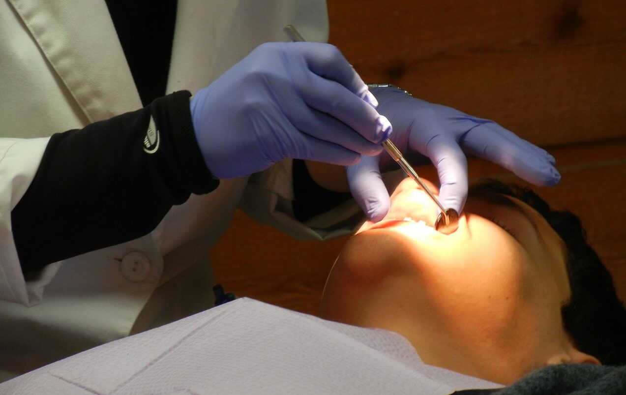 What does an Emergency Dentist do?