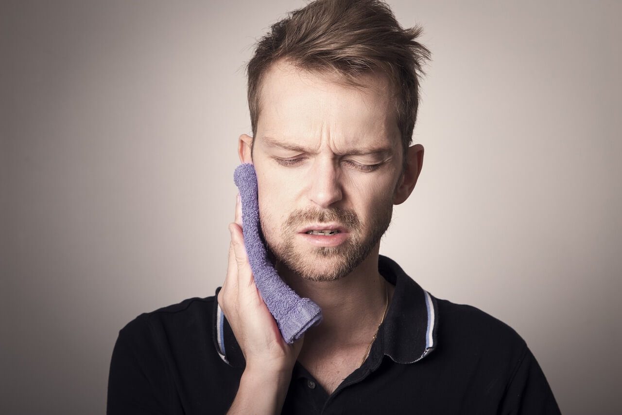 Signs You Might Need to Have Your Wisdom Teeth Removed